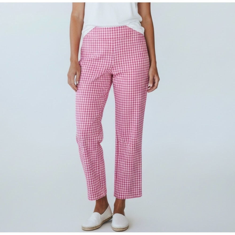 intro. ❤️ I love the fit Pink and White Checkered AUDREY ANKLE pants